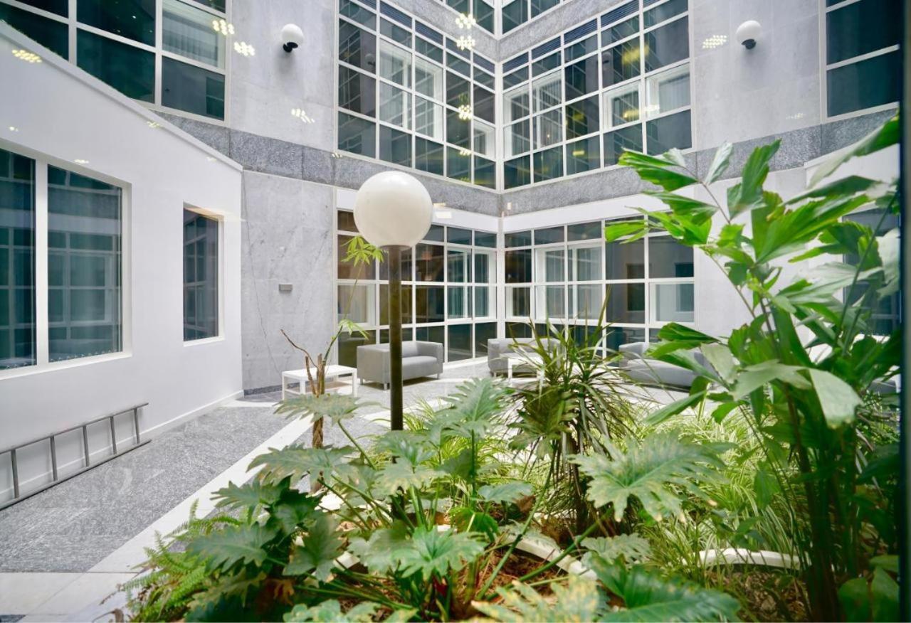 Bayard Apartments - 2 Bed Apartment Contractors Welcome Peterborough Luaran gambar